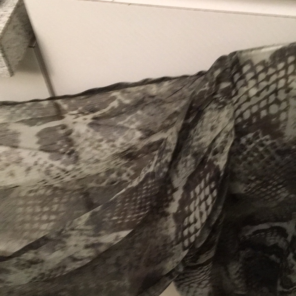 Chaudry Kc Cute Summertime Top With The Long Open… - image 5